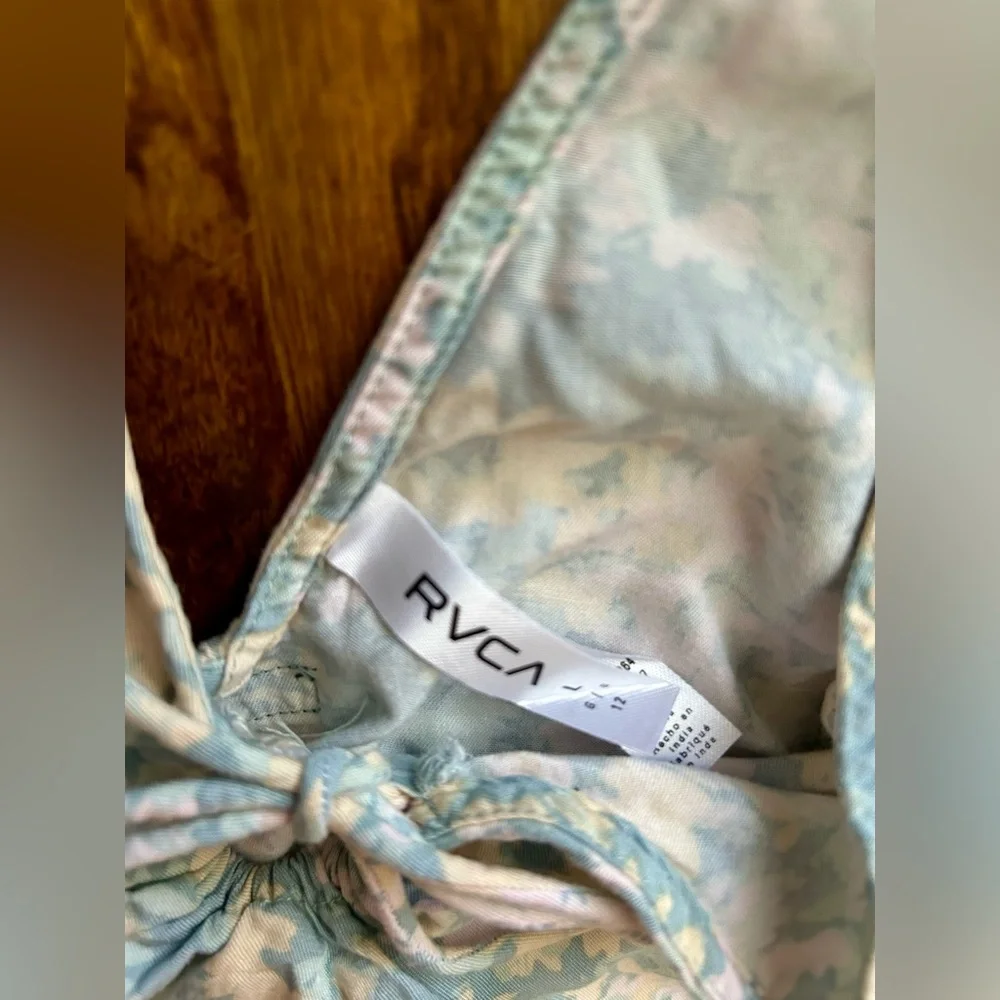 RVCA Floral Cropped Tank Top - Picture 5 of 8